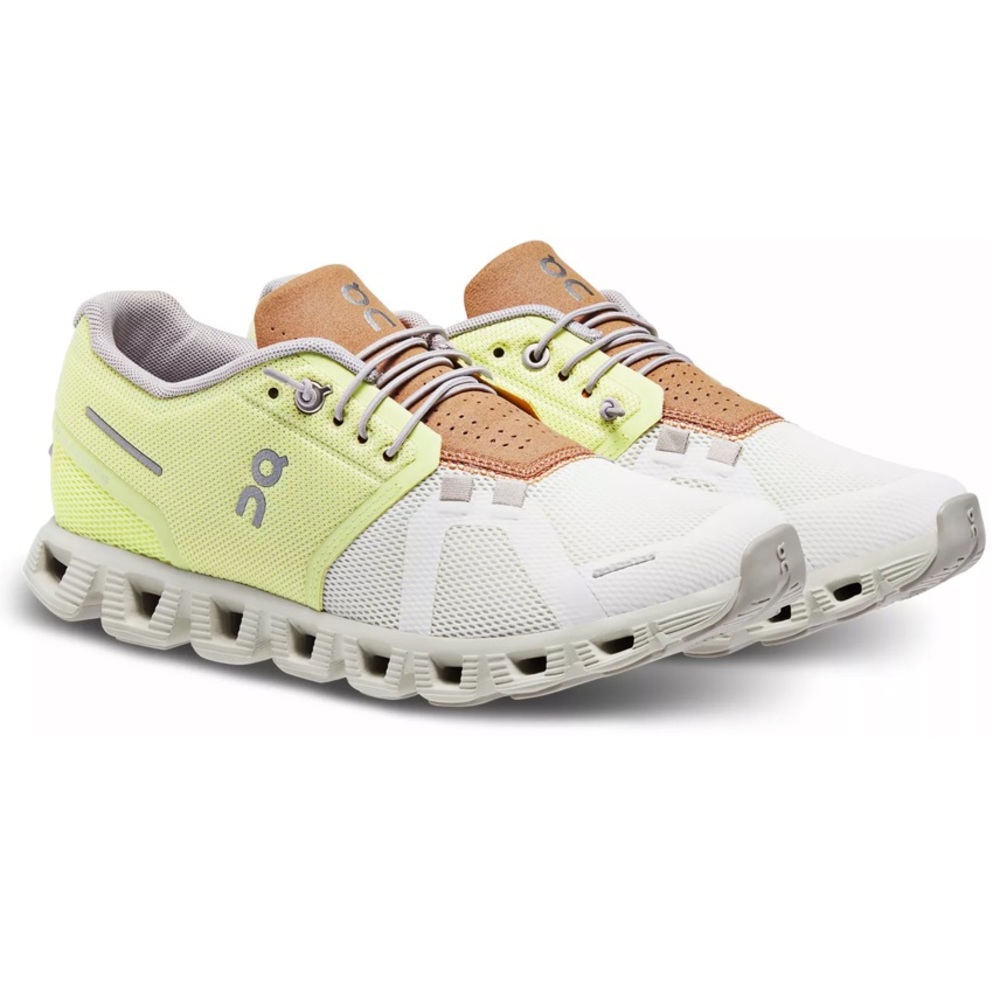 On Cloud 5 Running Shoes Hay/Ice size 10